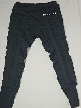 SKINNIFY Black Ruched-Panel Leggings